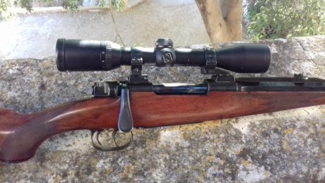 Se vende cerrojo 7x57 perfecto de maderas  y acero. Cañón  medio octogonal, cantonera inglesa,  monturas 00