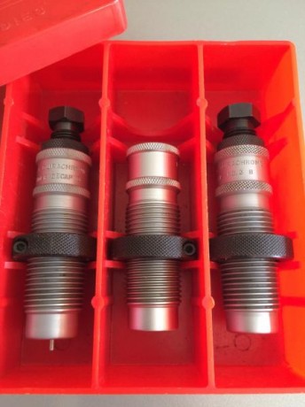 Vendo juego de dies de la casa Pacific.

Calibre 38 Special.

30€ portes incluidos a península.


Enviado 10