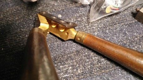 Venta tenaza molde italiano, practicamente sin usar, dos bolas esféricas calibre 36. Creo es Pedersoli. 02