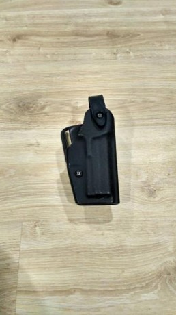 Se pone en venta una funda Safariland 6280 para HK USP Compact con uso de unos meses pero en buen estado. 02