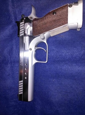 Pistola de 9 mm usada solo para precision.700euros.Esta en Gijón 00