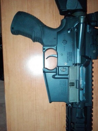 Se vende carabina táctica  Walther m4 ops, fabricada bajo licencia COLT,  calibre 22lr , culata retractil 00