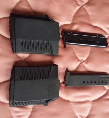 Vendo
 cargadores nuevos para fusil de francotirador DRAGUNOV o Tigre40 euros uno, dos 75 euros,
 cargador 00