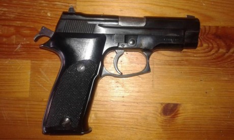 Hola, ofrezco esta gran pistola, muestra del trabajo Nacional bien realizado. Pistola robusta funciona 01