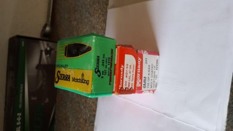 Aqui pongo cosas que ya no voy a usar a la venta.

En primer lugar bascula rcbs 5-0-2 la moderna y sin 02