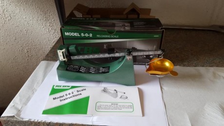 Aqui pongo cosas que ya no voy a usar a la venta.

En primer lugar bascula rcbs 5-0-2 la moderna y sin 00