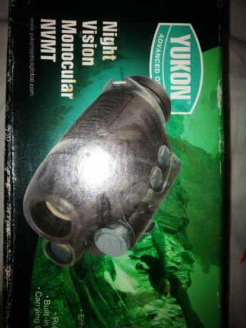 Se vende sin uso practicamente un monocular nocturno yukon 3x42. Precio 100€ +portes. Animo que las esperas 01