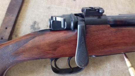 Se vende cerrojo 7x57 perfecto de maderas  y acero. Cañón  medio octogonal, cantonera inglesa,  monturas 70