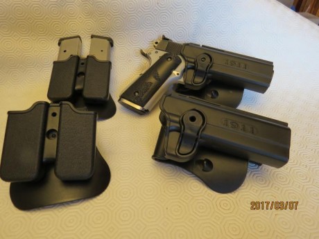  IMG_0046.JPG  IMG_0042.JPG  IMG_0046.JPG 
Marca " IMI Defense "  Las armas y cargadores no 01