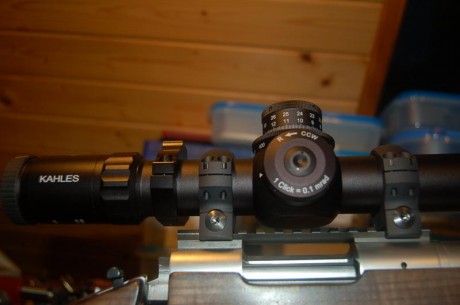  RETÍCULA EN PRIMER PLANO FOCAL ILUMINADA 
 LAS MEDICIONES DE DISTANCIA CON LA RETICULA SE HACEN EN CUALQUIER 41