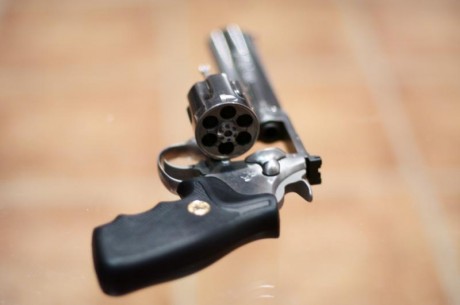 Vendo Revolver Colt King Cobra cal .357 Magnum cañón de 6"

En perfecto estado.

Lo vendo porque 00