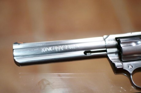 Vendo Revolver Colt King Cobra cal .357 Magnum cañón de 6"

En perfecto estado.

Lo vendo porque 11