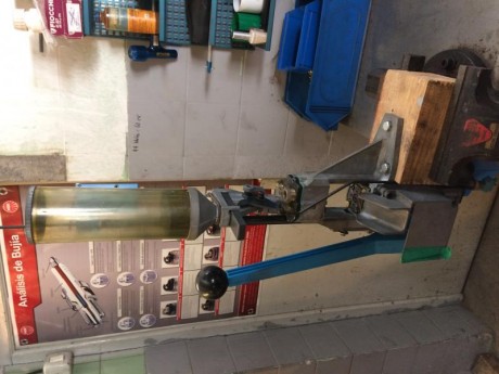 Hola buenas tardes por cambio de màquina pongo està Dillon mod. Esquare Deal B con  Die calibre  9 mm 02