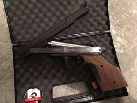 Vendo pistola Gamo Compact cal. 4,5 con 1 año y 3 meses, aún en garantía comprada en blackrecon. El motivo 02