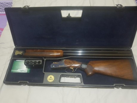 Hola pongo a la venta una SuperLanber 2089  cal. 12 ,comprada nueva, el 24-11-2015 he tirado muy poco 02