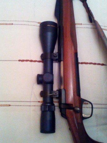 Vendo rifle Browning X-Bolt calibre 300 Win Mag. Poco uso sólo para rececho, estado impecable como puede 01