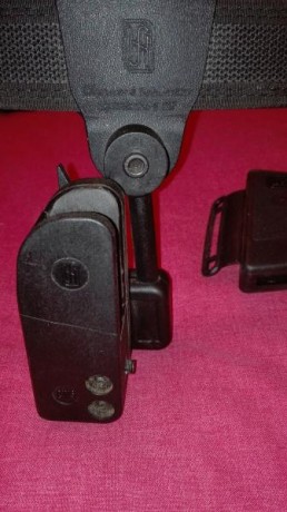 Un compañero del Club me hace la siguiente petición, de anuncio.

Vende:

FUNDA IPSC PARA GLOCK (para 02