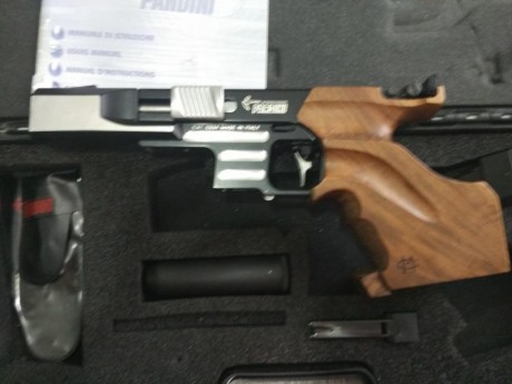 Pues eso, que por dejar el tiro con arma corta, y centrarme un poco mas en el arma larga, he decidido 11