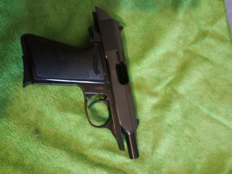 Hola. Un amigo vende este arma, completamente nueva de fabricación moderna, en uso, pero en libro de coleccionista 00