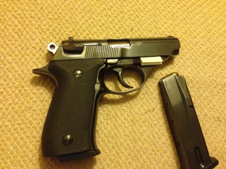 vendo pistola Astra A-60 en calibre 380. Es un modelo poco frecuente, en impecable estado. Es el mismo 00