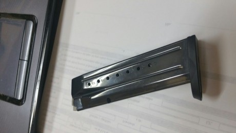 VENDIDO cargador para pistola S&W mod.M&P 9 mm PB , como nuevo ,17 cartuchos de capacidad
No cambios 00