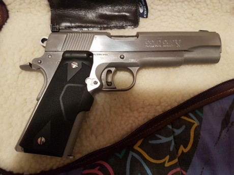 hola vendo esta Gold cup  cal 45 inoxidable  muy precisa .600€ gastos  envío aparte.esta en mallorca wassap 70