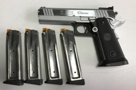 Buenos días.

Un amigo me ha pedido que ponga a la venta este fantástico equipo para tirar IPSC o precisión 62