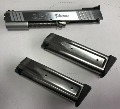 Buenos días.

Un amigo me ha pedido que ponga a la venta este fantástico equipo para tirar IPSC o precisión 60