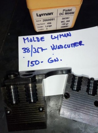 VENDO MOLDES, DETALLES EN LAS FOTOS: rebajados a 55€ ENVIO INCLUIDO
Precio por unidad: 55€. 
Pago Por 00