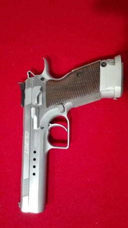 Hola,vendo Tanfoglio Limited Custom de 9p,pocos disparos utilizada solamente en precisión,dos cargadores,y 00