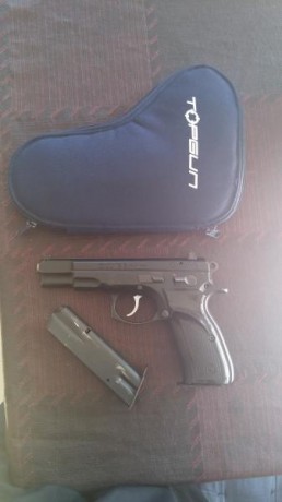 Hola, buenas tardes.

Pongo a la venta mi pistola, una CZ 75 adquirida hace un tiempo a un compañero del 31