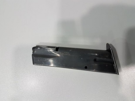 Muy buenas, vendo cargador del 9 mm para la CZ 75 o 85, por 25€ portes incluidos, se encuentra en la provincia 00