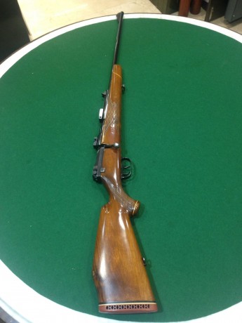 Se vende el rifle 8x68 S, incluye medias monturas Apel y unas anillas de 30 mm.  Solo Madrid y provincias 02