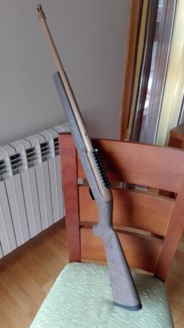 Culata Hogue, rail Warne UTG, pintura color Tan antioxidante aplicada por electolisis, bocacha M4, retenida 00