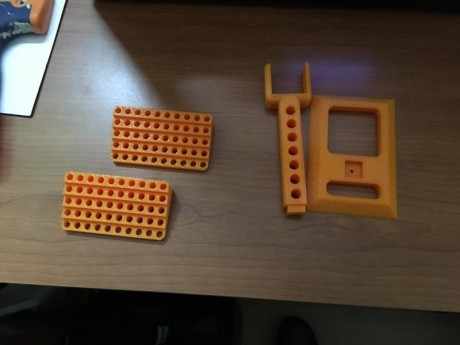 Se fabrican soportes para pistola en diferentes 
colores y medidas dependiendo del arma
son muy ligeros 02