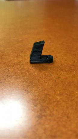 Se fabrican soportes para pistola en diferentes 
colores y medidas dependiendo del arma
son muy ligeros 71