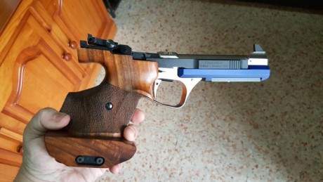 Hola compañeros en esta ocasión vendo una pistola ya por todos de sobras conocida la pistola Feinwerkbau 10