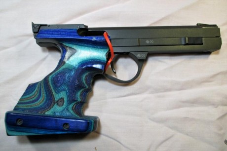 Vendo Baikal IJ35 calibre 22. Cañon de 6"
Perfecta para el inicio en el tiro y subir de categoría. 01