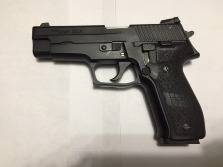 Buenas noches,

Pongo en venta mi sig sauer p226 con un kit del 22 Lr incluido en el precio.
La entrego 02