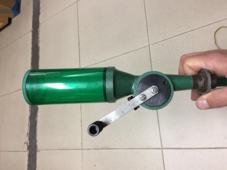 Hola vendo Dosificador RCBS
UNIFLOW
Precio portes incluidos en península  50 euros
Està en sabadell 
Un 10