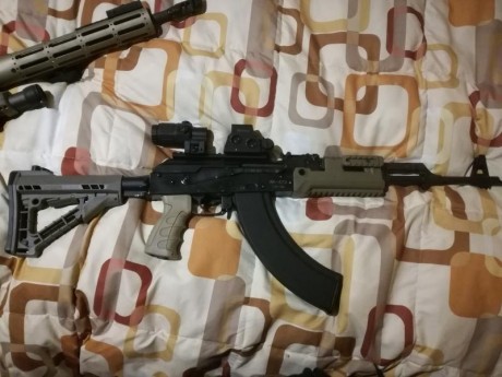Vendo ak 47 calibre 7,62x39 sdm (17 disparos reales) probado sin mas.
Visor eotech xps3-0 nv
Magnificador 02