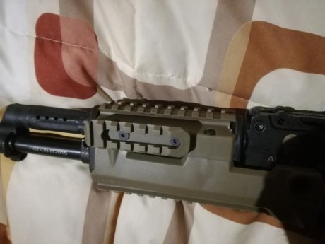 Vendo ak 47 calibre 7,62x39 sdm (17 disparos reales) probado sin mas.
Visor eotech xps3-0 nv
Magnificador 00