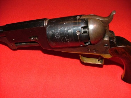 Hola vendo revolver avancarga Colt Walker calibre 44 de la casa San Marco en perfecto estado de uso. Flamante 00