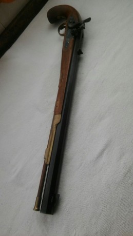 Se vende "Pistolón" BOUNTY de Pedersoli, cal.45, de pistón.
En ESTADO DE ESTRENO.
No es un arma 01