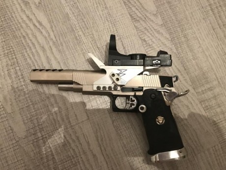 Es del 9 precio 1000€ 02