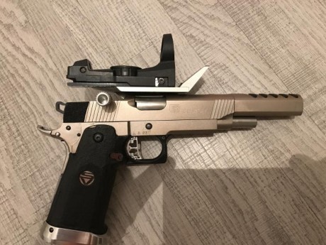 Es del 9 precio 1000€ 01