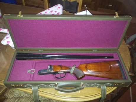 Hola vendo un rifle express de la marca EGO en calibre 9.3x74 de media pletina precioso  y preciso, prueba 02