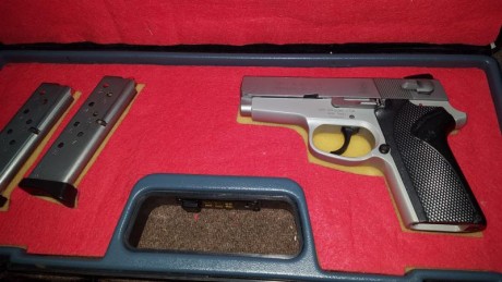 Vendo mi pistola Smith & Wesson 908S del 9PB por cese de actividad. El arma se encuentra impecable 00