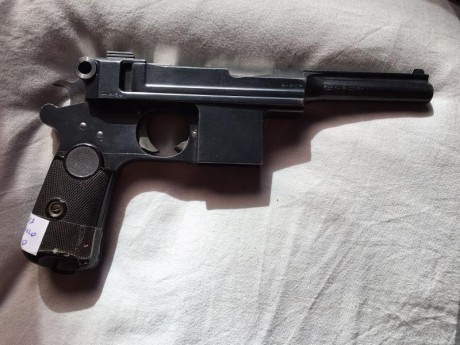 Buenas compañeros.
Se vende esta pistola histórica que fue reglamentaria en el ejercito español apartir 01