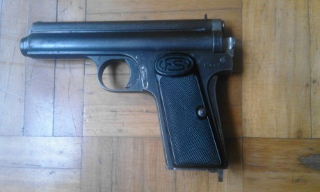 Pistola Fegyvergyar, modelo Frommer Stop 1912, calibre 9 Cto. muy buen estado general, perfecta de mecánica 02